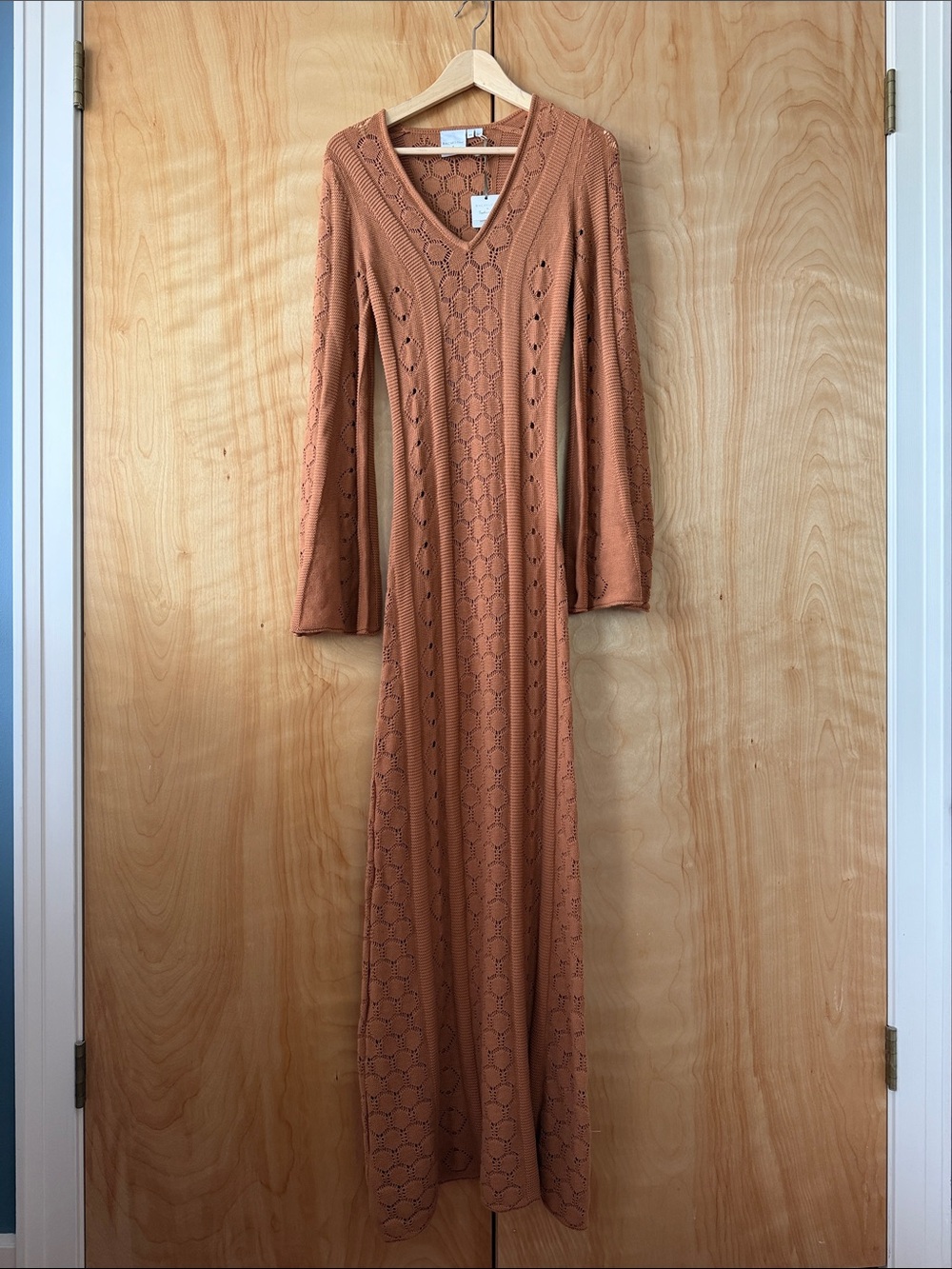 Splendid XS Long Knit V-Neck Maxi Dress in Terracotta